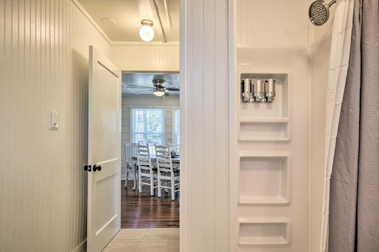 Charming Country Cottage, Walk To Main Street! Tomball Buitenkant foto